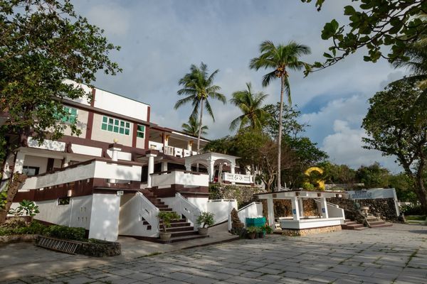 Beachfront Garden1